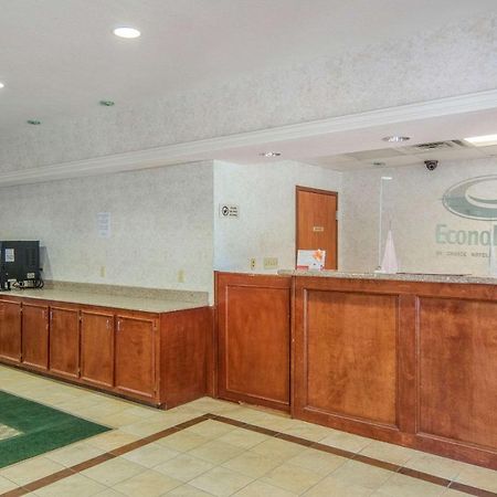 Econo Lodge Уедърфорд Екстериор снимка