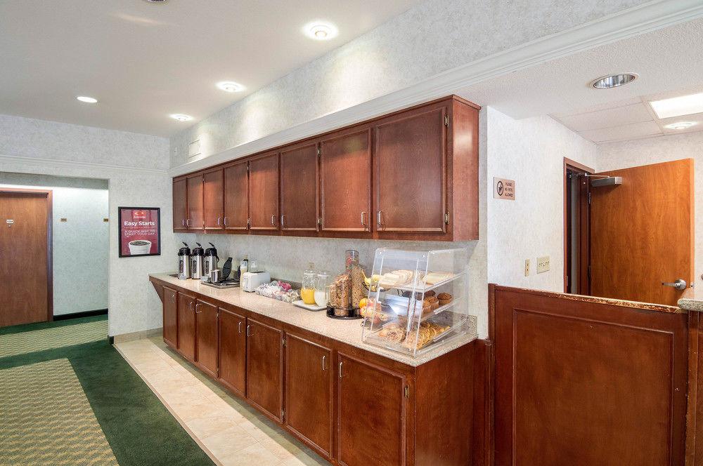 Econo Lodge Уедърфорд Екстериор снимка