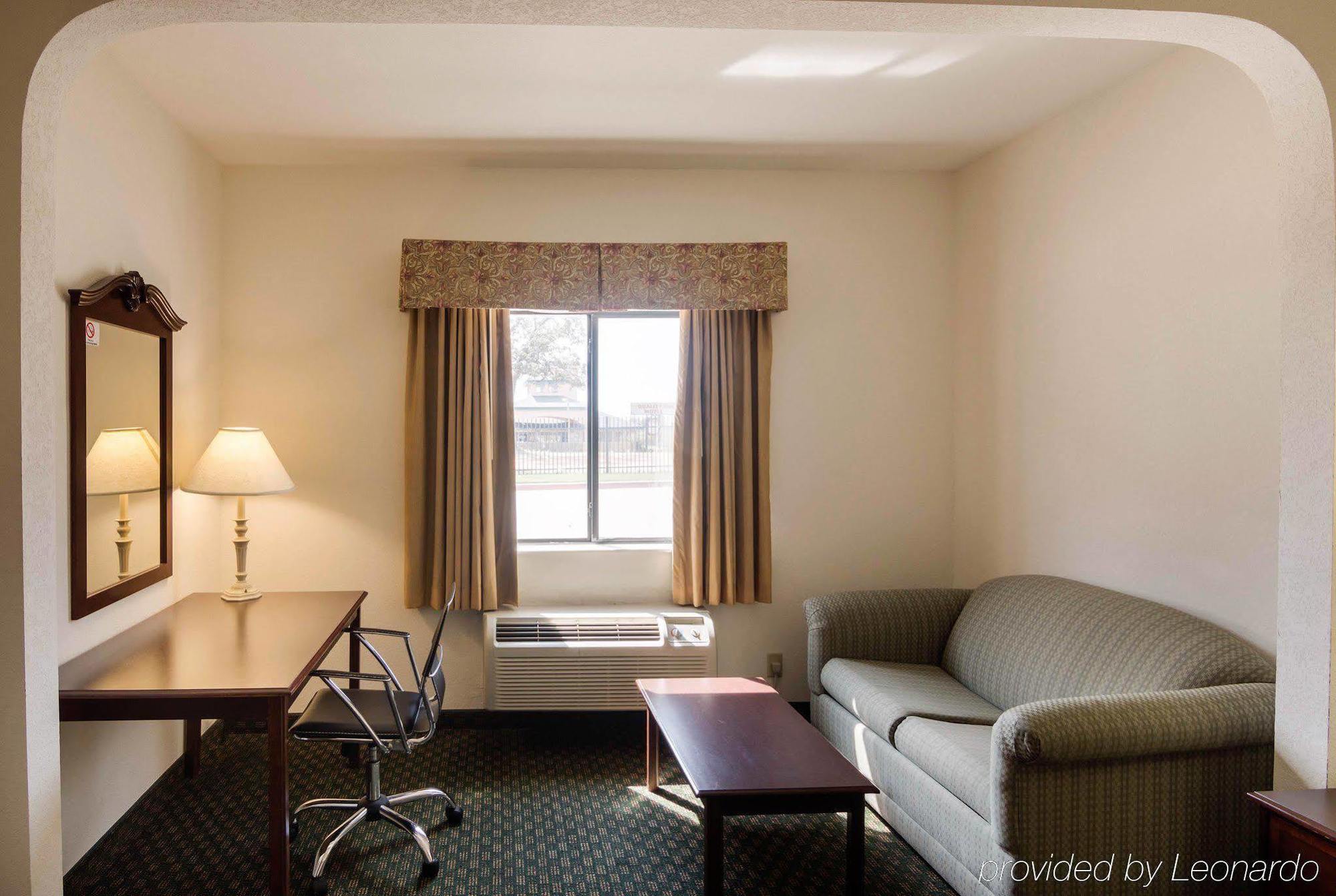 Econo Lodge Уедърфорд Екстериор снимка