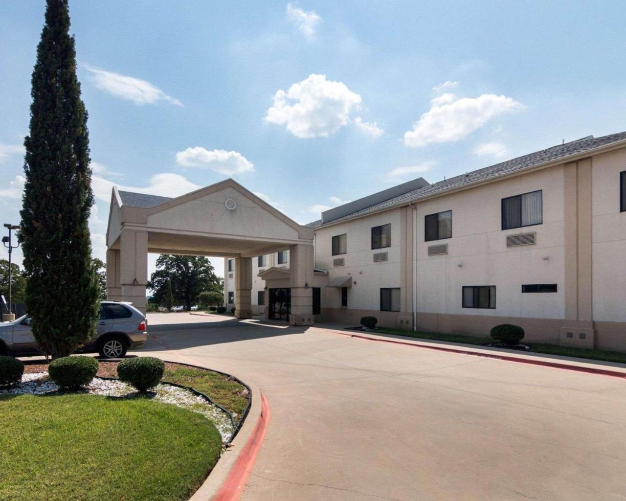 Econo Lodge Уедърфорд Екстериор снимка